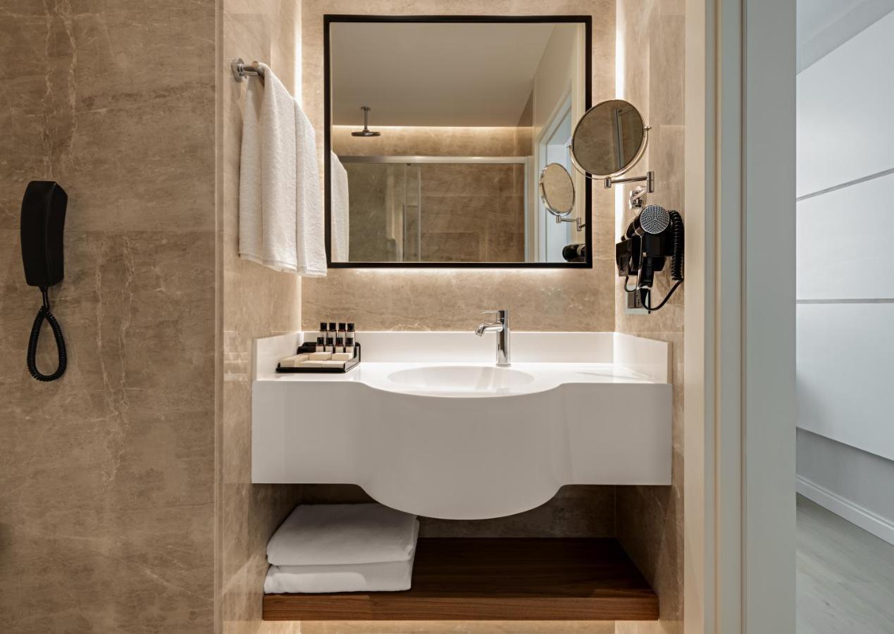 Gleam Collection Hotel Istambul Exterior foto Bathroom