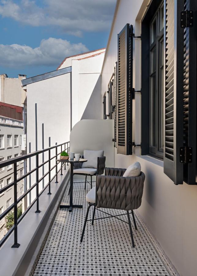 Gleam Collection Hotel Istambul Exterior foto A balcony